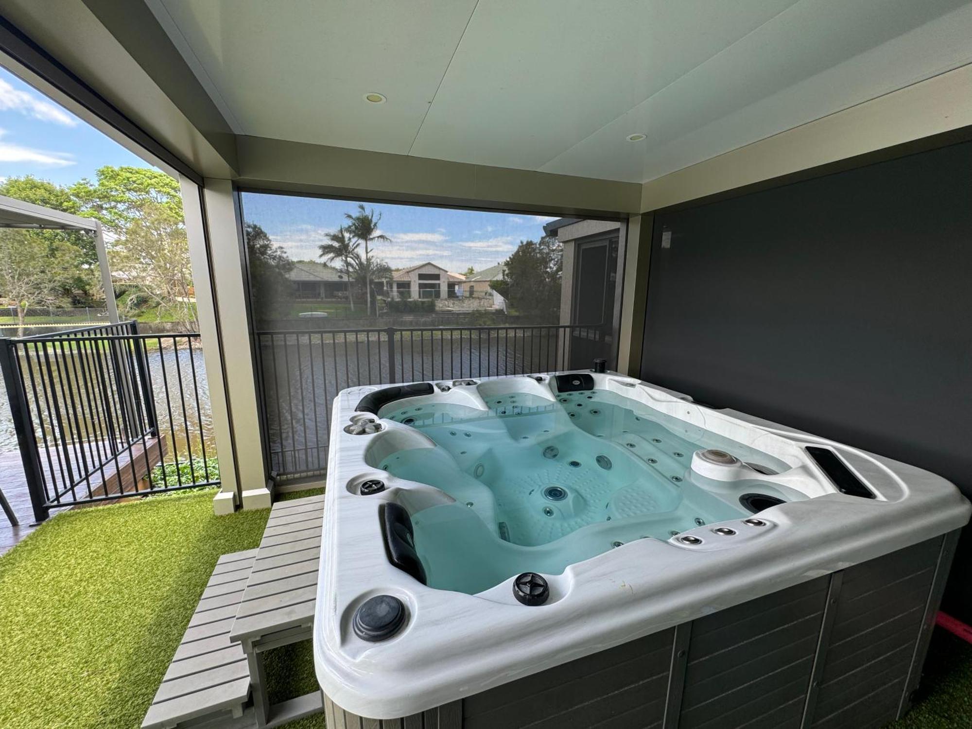 Lakeside Retreat Guest house
